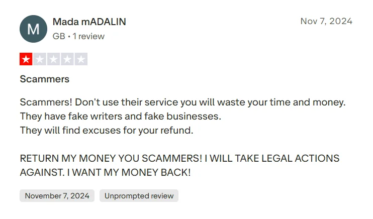 Trustpilot review accusing GradeMiners of refund issues, fake writers, and poor service